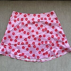 brand new! princess polly groovy red & pink floral satin flowy olton mini skirt💕
